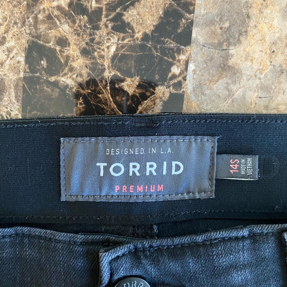 Torrid Bombshell Distressed Jean - image 5